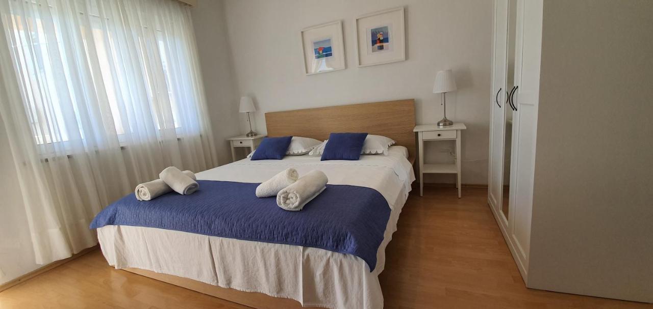 Apartmani Mira Vodice Buitenkant foto