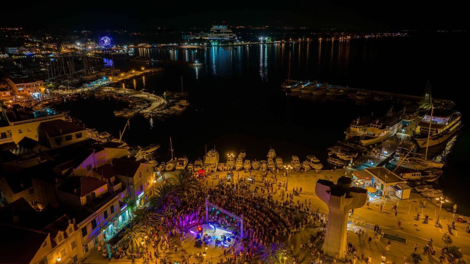 Apartmani Mira Vodice Buitenkant foto