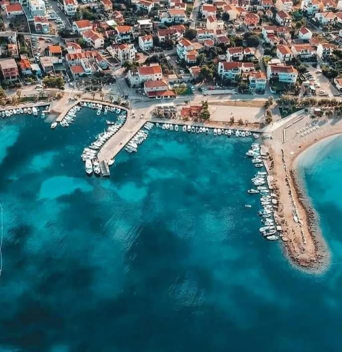 Apartmani Mira Vodice Buitenkant foto