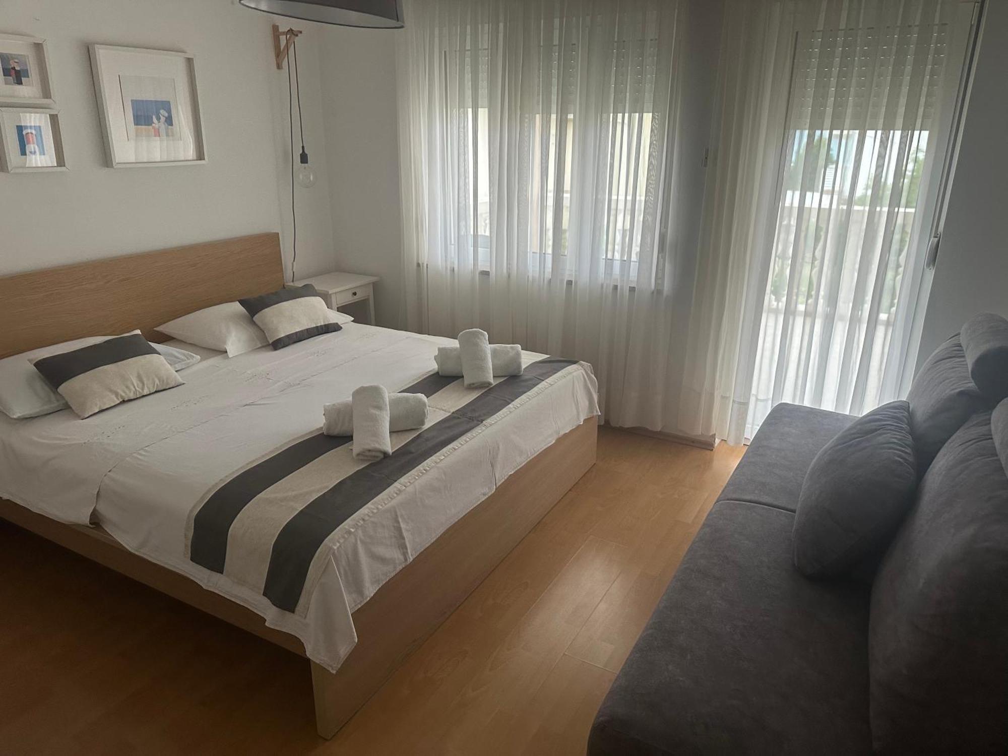 Apartmani Mira Vodice Buitenkant foto