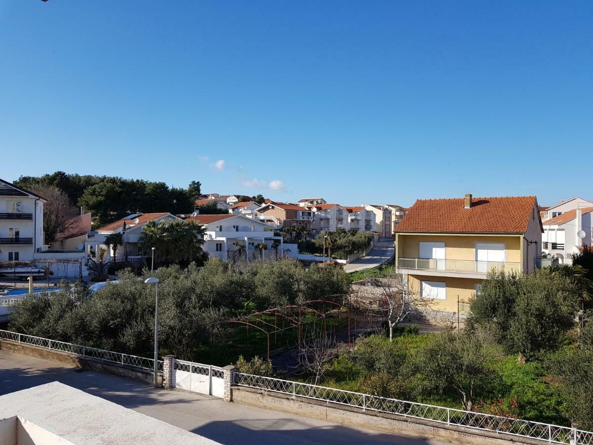 Apartmani Mira Vodice Buitenkant foto