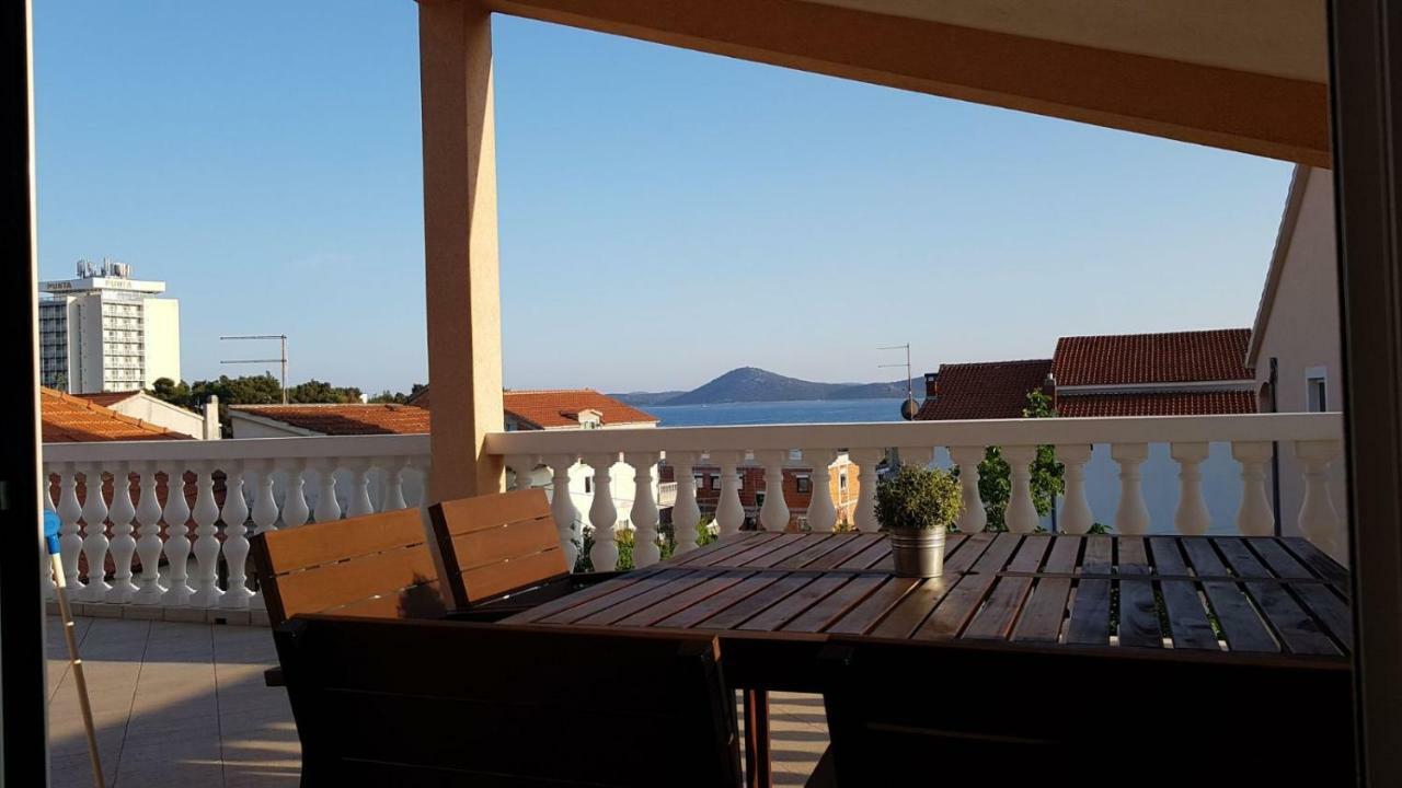 Apartmani Mira Vodice Buitenkant foto